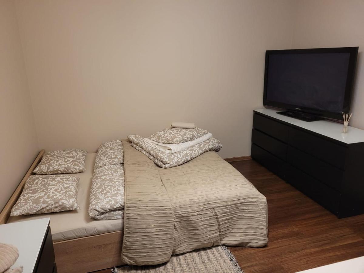 Apartament Lodz Appartamento Esterno foto